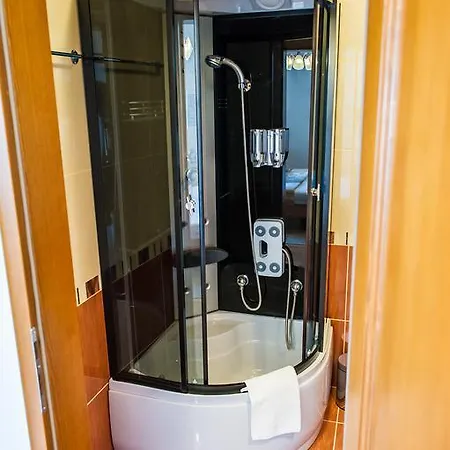 Hotel Holiday Lara 4*