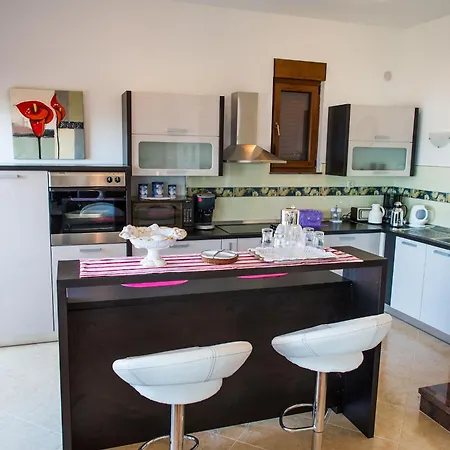 Hotel Holiday Lara 4*