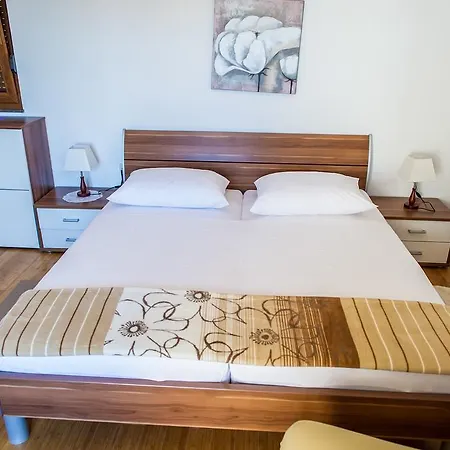 Hotel Holiday Lara Rogoznica (Sibenik-Knin)